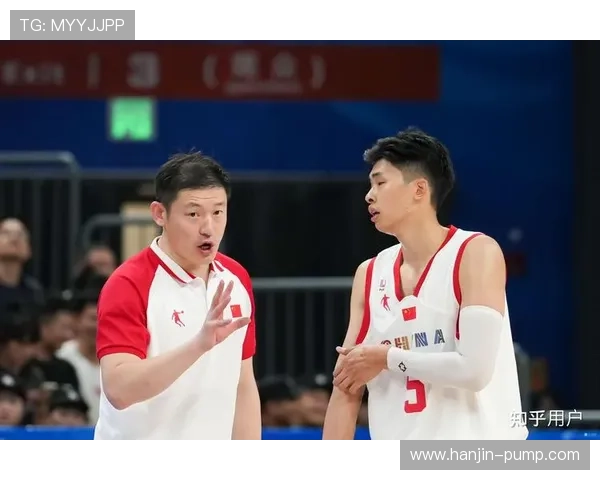 中国男篮逆转战胜韩国队晋级亚洲杯四强，刘炜称赞年轻球员表现突出