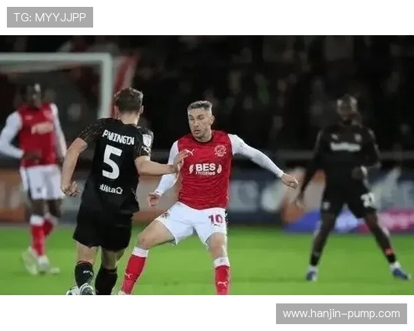 布莱克浦足球俱乐部宣布引援计划 新赛季目标瞄准英格兰冠军联赛 布莱克浦足球俱乐部宣布引援计划 新赛季目标瞄准英格兰冠军联赛