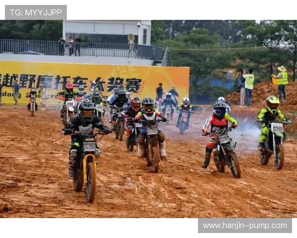 摩托车大奖赛最新战况揭晓 赛季焦点人物与技术革新全解析 摩托车大奖赛最新战况揭晓 赛季焦点人物与技术革新全解析