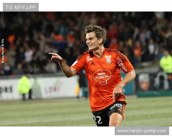 洛里昂俱乐部宣布引援新政并计划强化青训体系助力球队未来发展